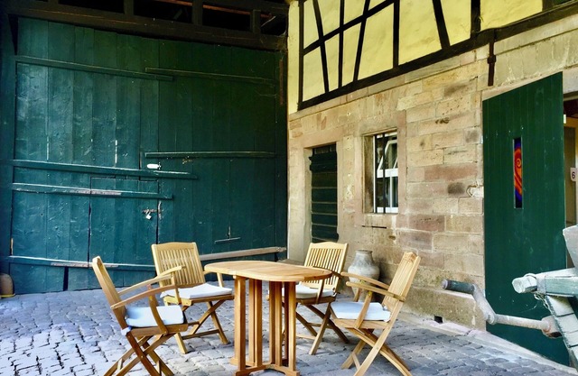 Apartment '6' with Private Terrace and Shared Garden