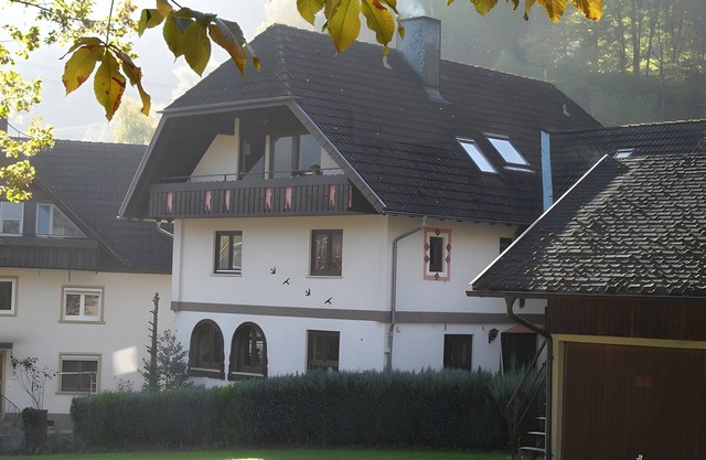 Apartment '70 sqm, 2 Bedrooms' with Mountain View, Balcony & Wi-Fi