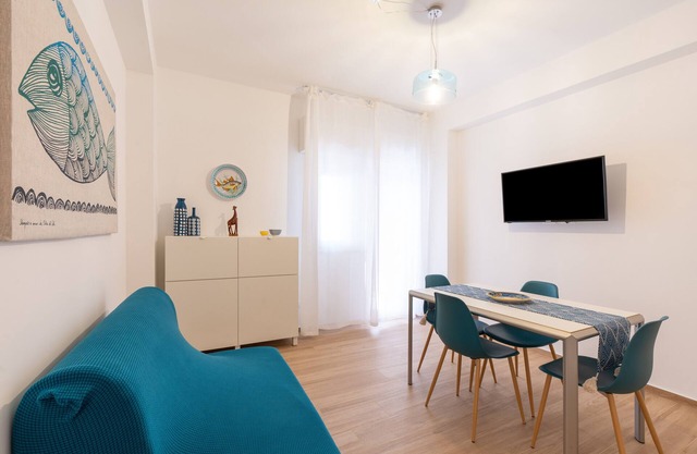 Apartment 'Capitan Trinchetto Risacca' with Balcony and Wi-Fi
