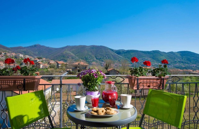 Apartment 'Casa Loreto Agerola' with Mountain View, Wi-Fi and Air Conditioning