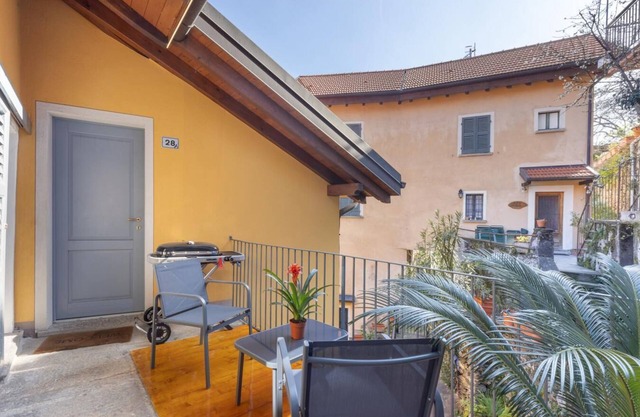 Apartment 'Casa Valy' with Lake View, Wi-Fi and Air Conditioning