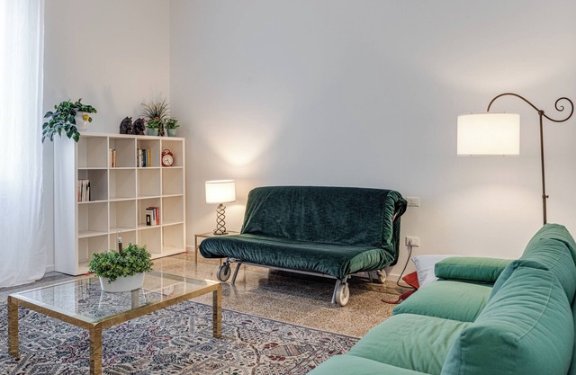 Apartment 'Comfort Polimoda' with Balcony, Wi-Fi and Air Conditioning
