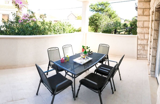 Apartment DOT Deluxe (33861-A1) - Supetar - island Brac