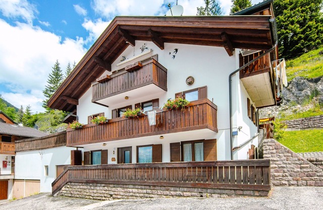 Apartment Danila by Interhome