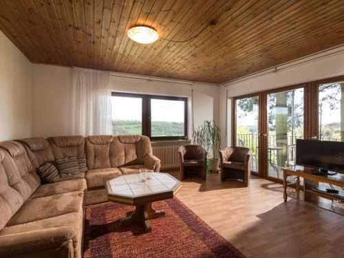 Apartment Eifelnatur - Haus 1-2 by Interhome