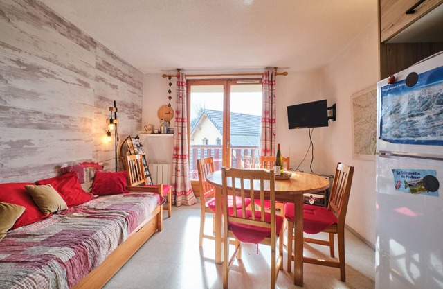 Apartment 'Familial De Montagne' with Private Garden and Balcony