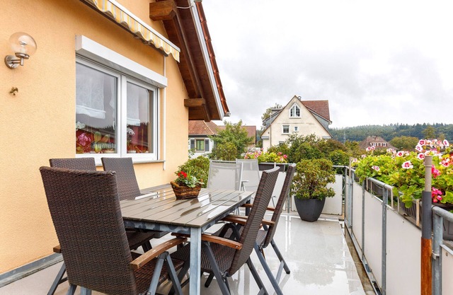 Apartment 'Ferienwohnung am Rosenberg' with Shared Garden, Wi-Fi and Air Conditioning