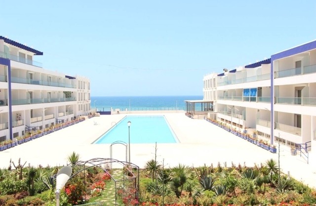 apartment foot in the water