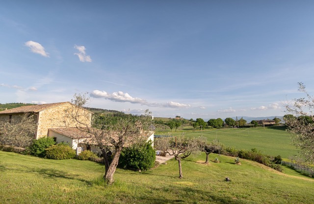 Apartment for four people nestled in the Umbrian countryside - Olivo