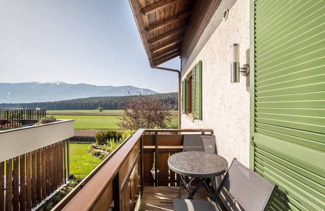 Apartment 'Haus Rieder Paul 2' with Mountain View, Shared Garden and Wi-Fi