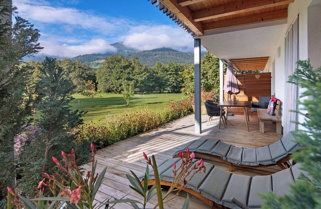 Apartment 'Hausergut Golden' with Mountain View, Private Terrace and Wi-Fi