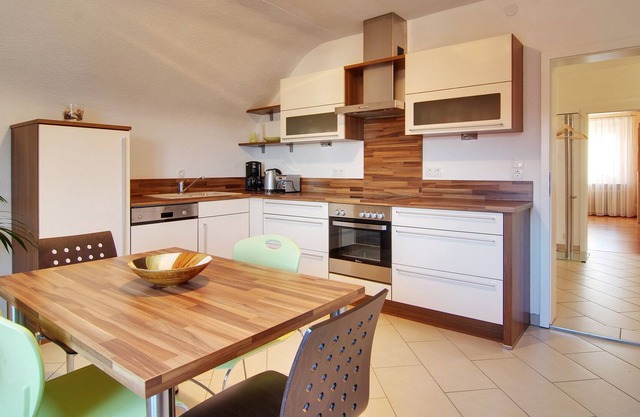 Apartment 'Hornisgrindeblick' with Mountain View & Wi-Fi