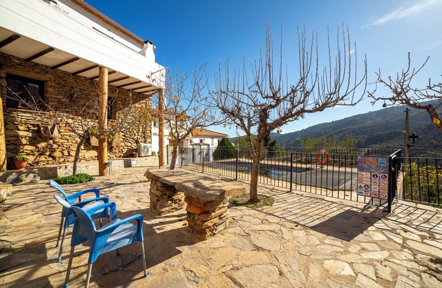 Apartment In A Hotel 'Yerbaluisa' with Mountain View, Wi-Fi