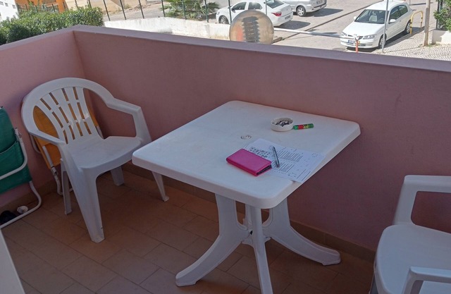 Apartment In A Quiet Location At Castelos Da Rocha