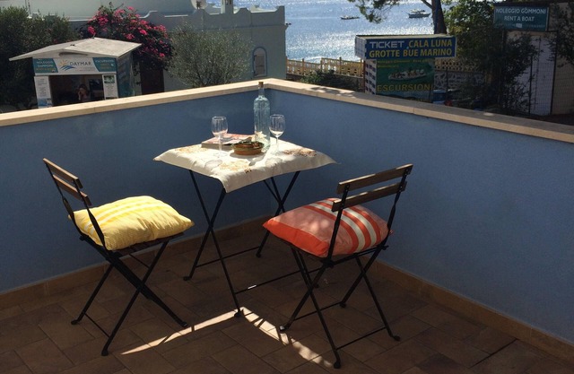 Apartment in Cala Gonone, sea view, very central !