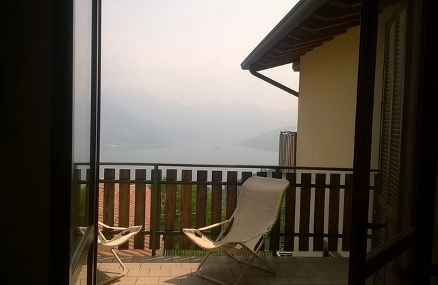 Apartment in condominium OVERVIEW with Lake Iseo