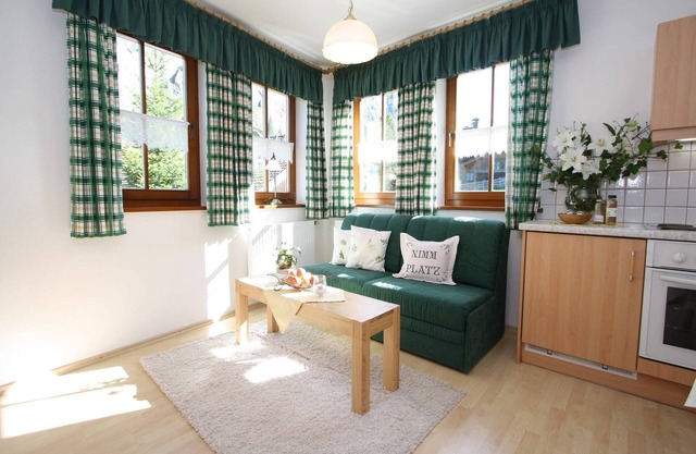 Apartment in Hüttschlag near Ski Bus
