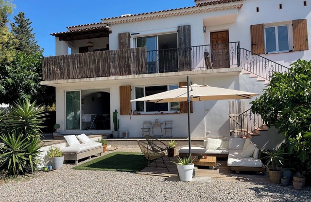 Apartment in high Villa near the center