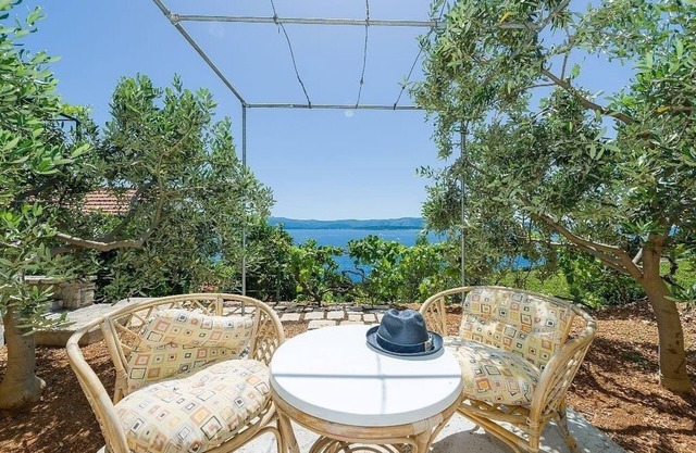 Apartment in Murvica with Seaview, Terrace, Air condition, WIFI (146-3)