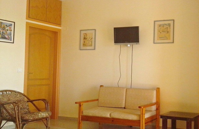 Apartment in Ravdoucha with Sea Views