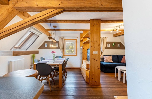 Apartment 'In the Attic' with Private Terrace, Shared Garden and Wi-Fi