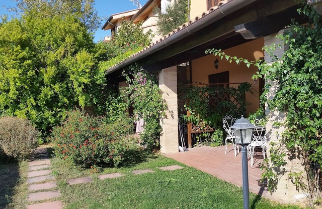Apartment in townhouse with terrace and panoramic view, studio 3pers