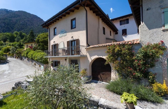 Apartment in Vesio with Private Parking and Mountain View