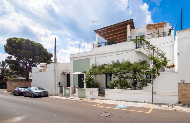 Apartment 'Casa Fiammetta' with Sea View, Private Terrace and Air Conditioning