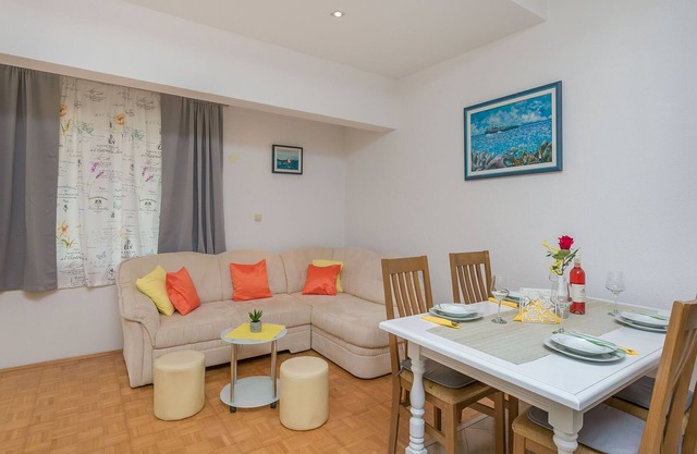 Apartment Josipa (81091-A1) - Slime