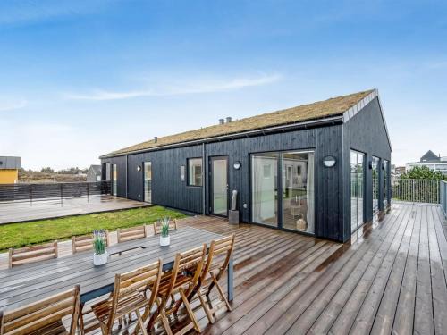 Apartment Kjeld - from the sea by Interhome