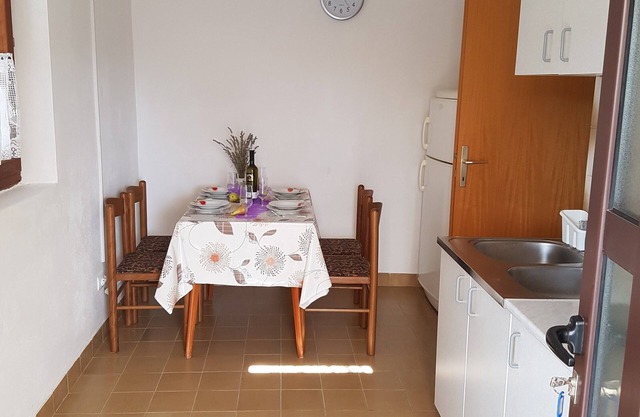 Apartment Lavčević (39171-A1) - Vrboska - island Hvar