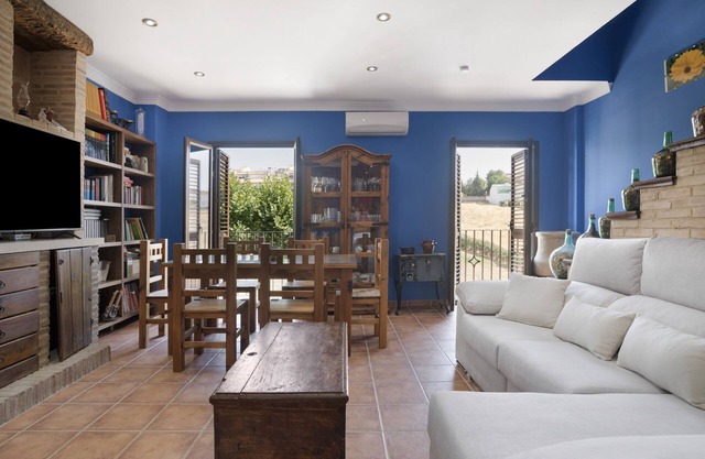 Apartment 'Las Niñas' with Private Terrace, Wi-Fi and Air Conditioning