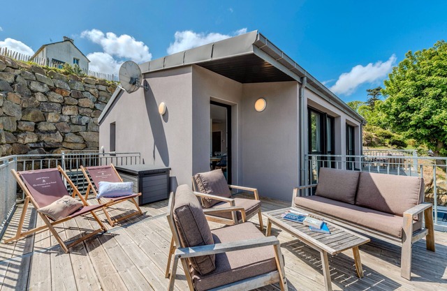 Apartment 'Les Terrasses De La Palud' with Sea View and Private Terrace