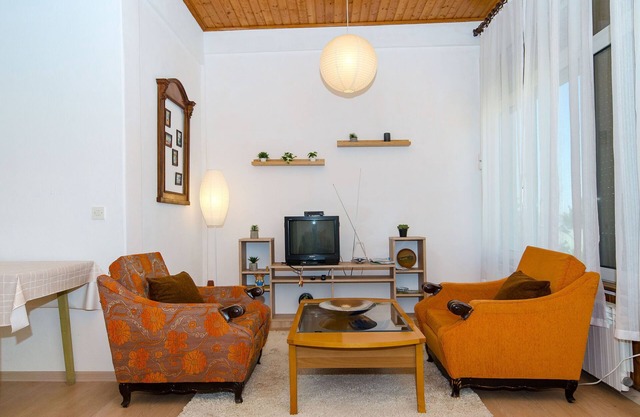 Apartment Ljubica (50991-A1) - Zavalatica