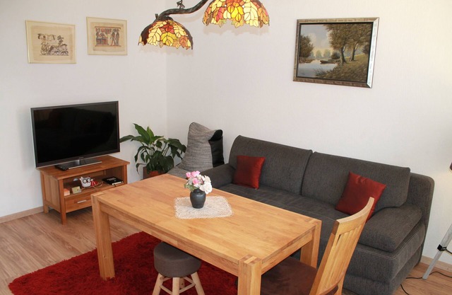 Apartment-LOGA in Leer (East Frisia), 2.5 km to city center -max 3 people