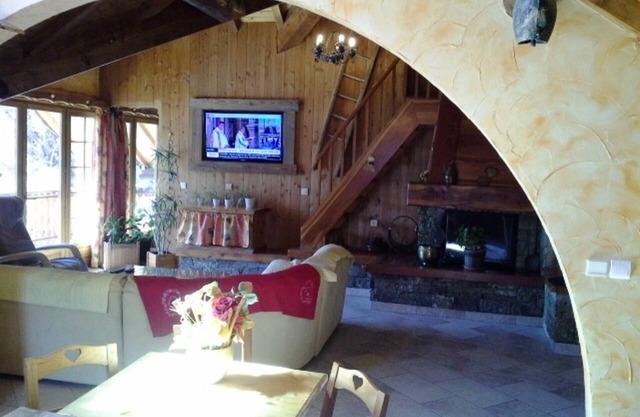 Apartment Lupins 150 M2 4 bed. jacuzzi, large south balcony, exceptional view