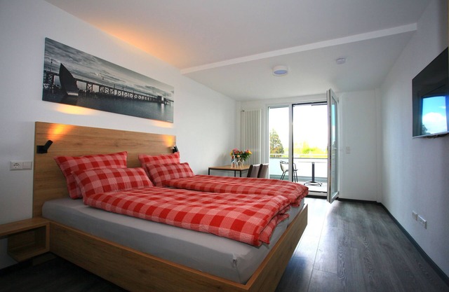Apartment mit Teil-seeblick