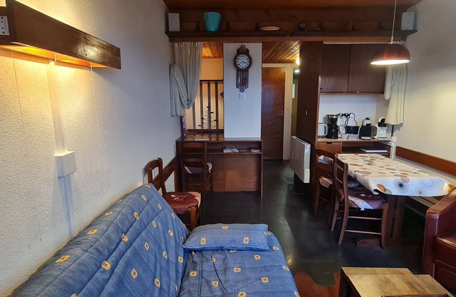 Apartment Murat-le-Quaire