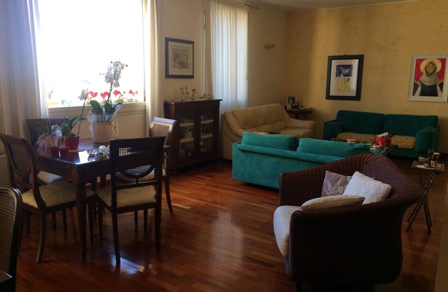 Apartment Murri. Apartment on the first floor. Free parking.