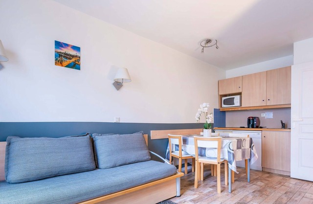 Apartment near Disneyland, Val d'Europe, Paris with shuttle #1