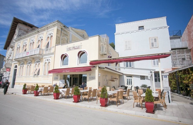 Apartment Nikola with Sea View on Porec Promenade