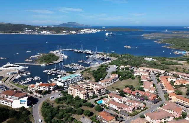 Apartment 'Olbia Comfort' with Shared Pool, Balcony and Air Conditioning