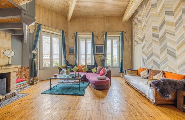 Apartment 'Plein Centre Duplex' with Wi-Fi