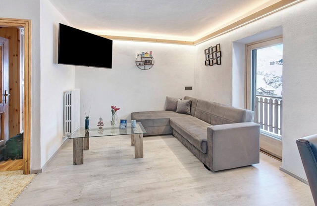 Apartment 'Presot' with Mountain View, Shared Garden & Wi-Fi