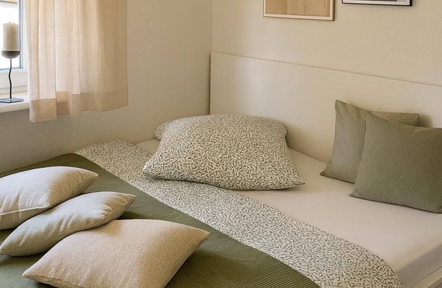 Apartment-Private Bathroom-1