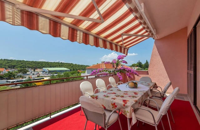 Apartment Ruzi - family and friends: - Makarska, Riviera Makarska, Croatia