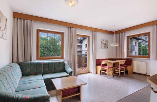 Apartment 'Schnatzhof Typ B4' with Mountain View, Shared Pool and Wi-Fi