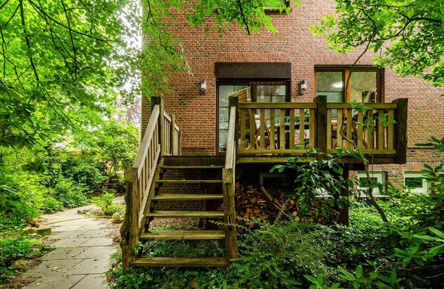 Apartment 'Seelter Ai Saterland' with Shared Garden, Balcony and Wi-Fi