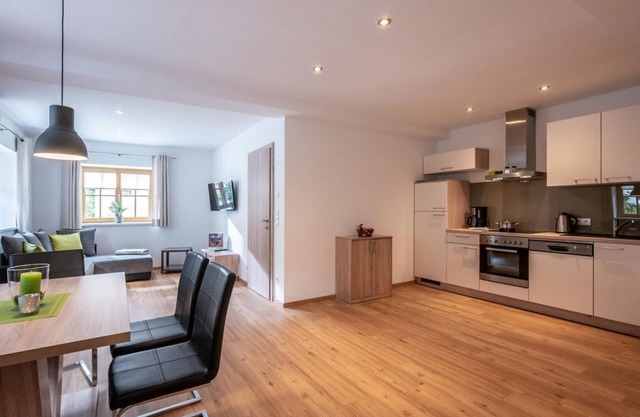 Apartment, shower, toilet, 2 double rooms - Haus Klingenschmid