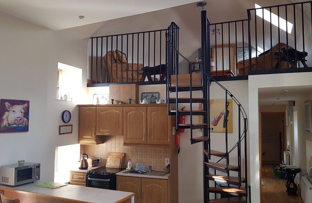 Apartment Sleeps 7 with Mezzanine